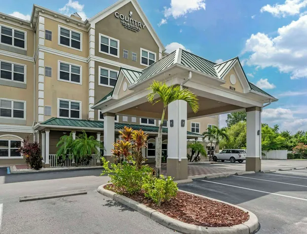 Country Inn & Suites by Radisson, Tampa Airport North, FL hotel detail image 1