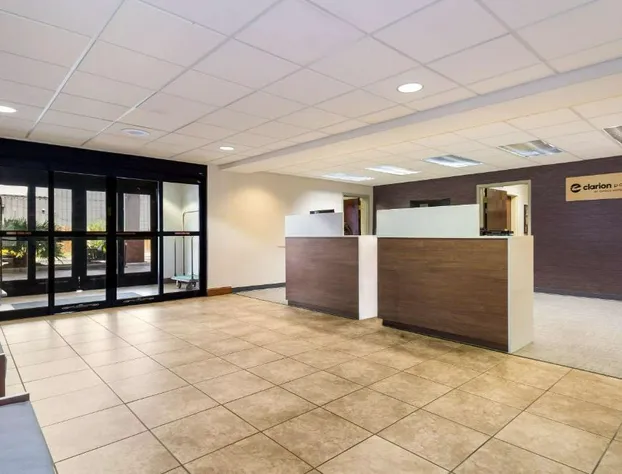 Clarion Pointe Charleston - West Ashley hotel detail image 2