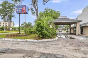 Motel 6 Summerville, SC – Charleston hotel hero