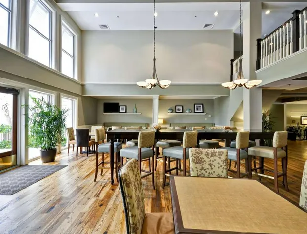 Hampton Inn & Suites Charleston/Mt. Pleasant-Isle Of Palms hotel detail image 4