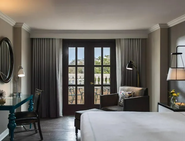 The Lindy Renaissance Charleston Hotel hotel detail image 1