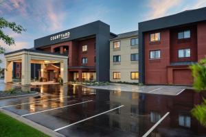 Courtyard Minneapolis St. Paul/Roseville by Marriott hotel detail image 4