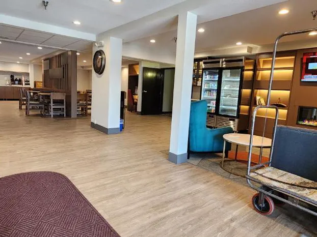 Comfort Inn & Suites Shakopee Downtown Area hotel detail image 3