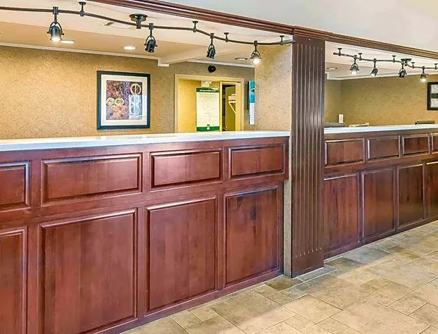 Quality Inn & Suites Sevierville - Pigeon Forge hotel detail image 1