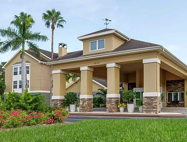 Homewood Suites by Hilton - Fort Myers hotel detail image 4