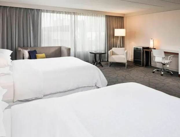 Sheraton Bloomington Hotel hotel detail image 4