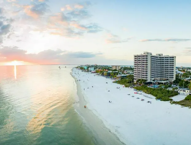 DiamondHead Beach Resort hotel detail image 2