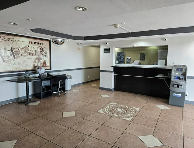 Stay Inn & Suites hotel detail image 2