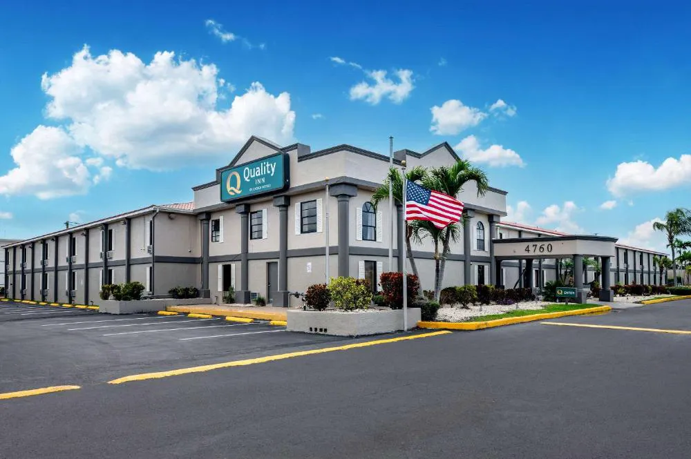 Quality Inn Fort Myers Cape Coral hotel hero