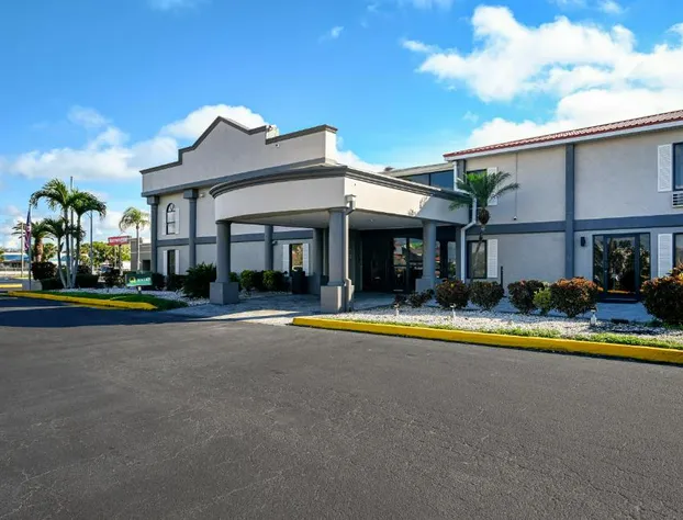 Quality Inn Fort Myers Cape Coral hotel detail image 1