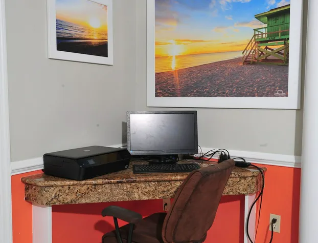 Days Inn by Wyndham Fort Myers Springs Resort hotel detail image 4