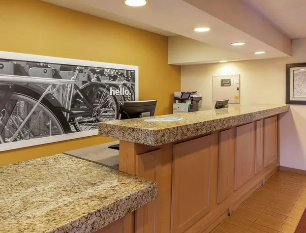 Hampton Inn Minneapolis/Burnsville hotel detail image 3