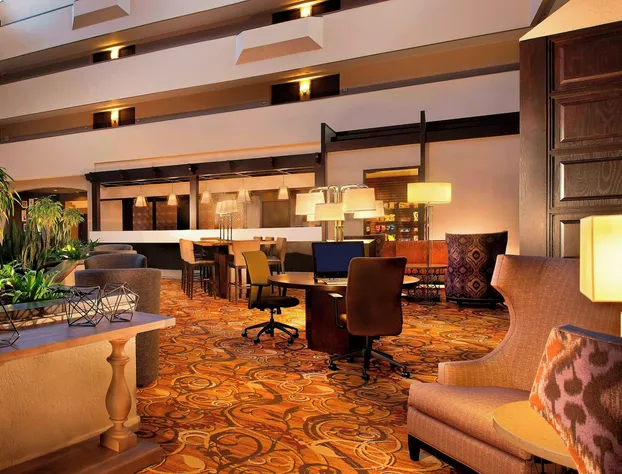 Sheraton Minneapolis West Hotel hotel detail image 2