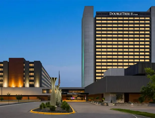 Doubletree by Hilton Bloomington - Minneapolis South hotel detail image 1