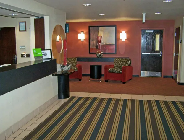 Suburban Studios Minneapolis Bloomington hotel detail image 1