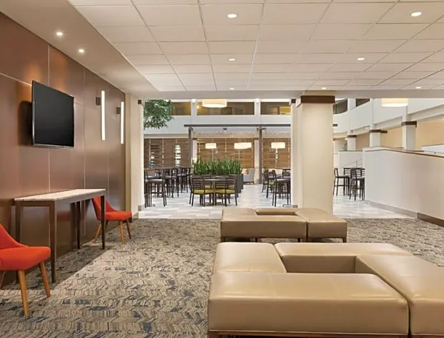 Embassy Suites by Hilton Bloomington/Minneapolis hotel detail image 2