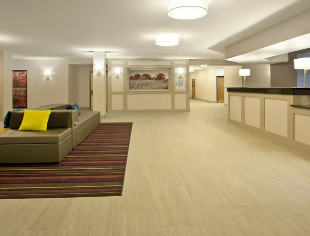 Holiday Inn Express Hotel & Suites Minneapolis-Minnetonka by IHG hotel detail image 2