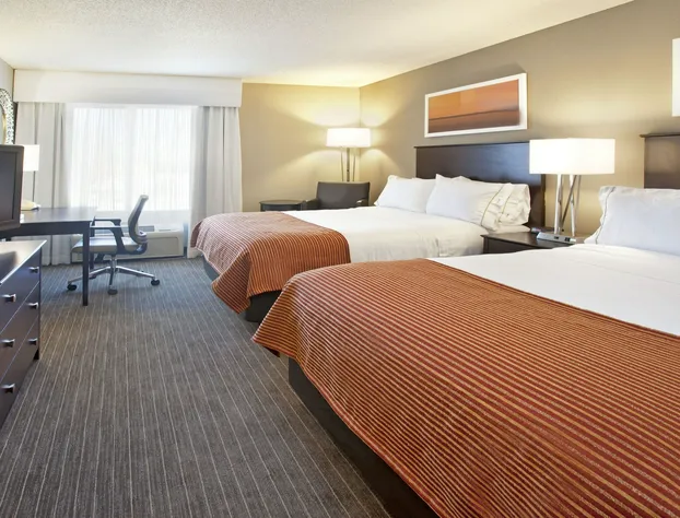 Holiday Inn Express Hotel & Suites Minneapolis-Minnetonka by IHG hotel detail image 4