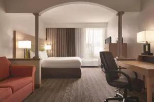 Country Inn & Suites by Radisson, Eagan, MN hotel detail image 3