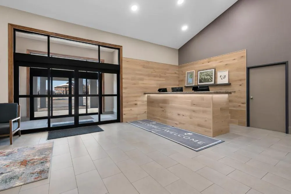 Country Inn & Suites by Radisson, Coon Rapids, MN hotel hero