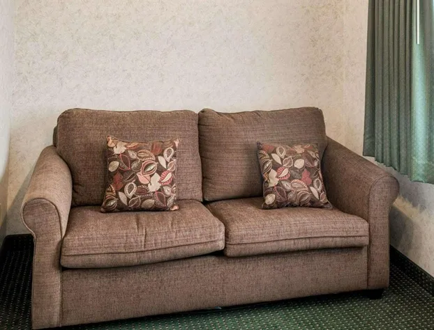 Quality Inn near Northtown Mall & National Sports Center hotel detail image 3