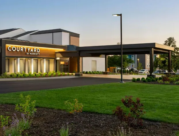 Courtyard by Marriott Minneapolis-St. Paul Airport hotel detail image 1