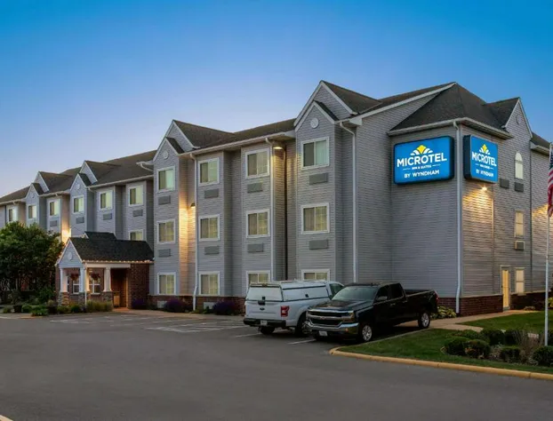 Microtel Inn & Suites by Wyndham Inver Grove Heights/Minneap hotel detail image 2