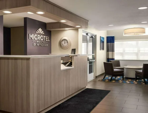 Microtel Inn & Suites by Wyndham Inver Grove Heights/Minneap hotel detail image 3