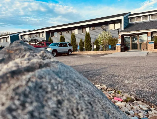 Travelodge by Wyndham Valleyfair Shakopee hotel detail image 3