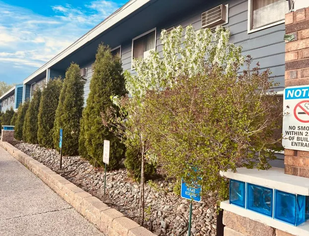 Travelodge by Wyndham Valleyfair Shakopee hotel detail image 2