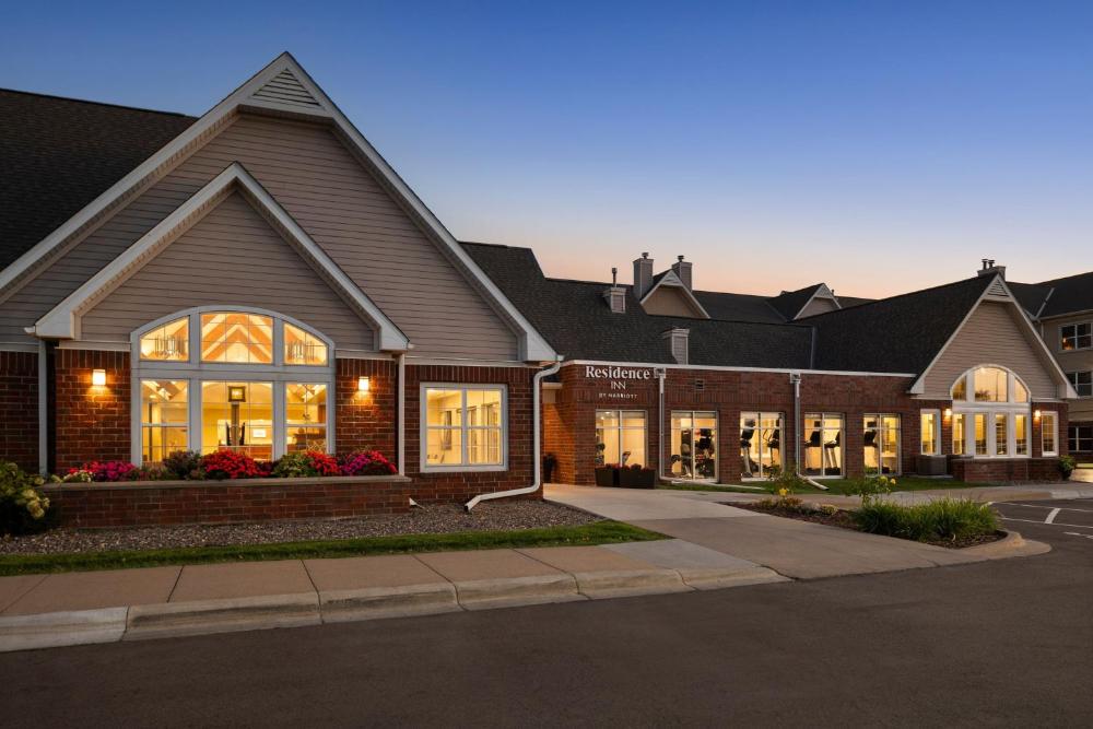 Residence Inn by Marriott Minneapolis St. Paul/Roseville hotel hero