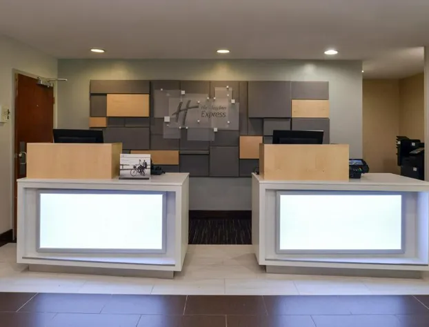 Holiday Inn Express Towson - Baltimore North by IHG hotel detail image 3