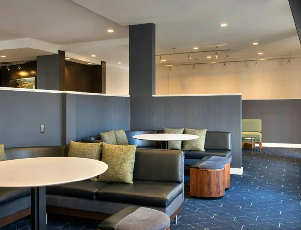 Courtyard by Marriott Baltimore Hunt Valley hotel detail image 1