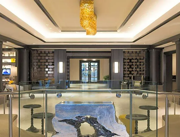 Renaissance Baltimore Harborplace Hotel hotel detail image 4