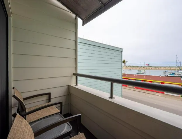 456 Embarcadero Inn & Suites hotel detail image 1