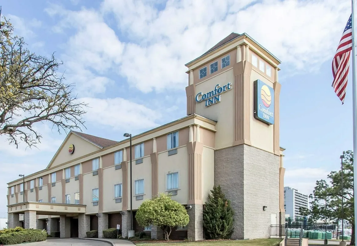 Comfort Inn At Founders Tower hotel hero