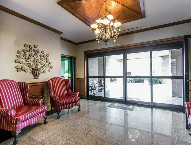 Comfort Inn At Founders Tower hotel detail image 4