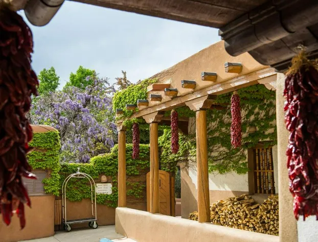 Inn on the Alameda hotel detail image 2