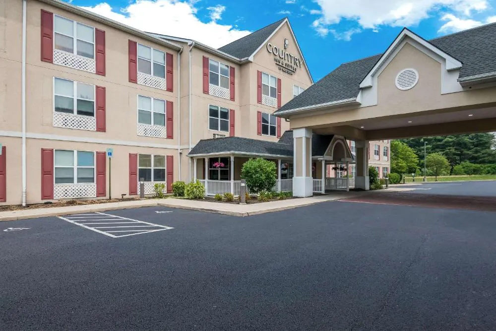 Country Inn & Suites by Radisson, Harrisburg Northeast - Hershey hotel hero