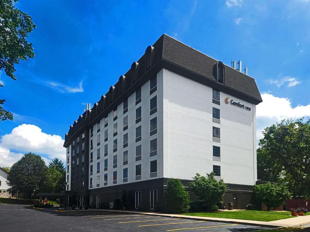 Comfort Inn Hummelstown near the Park - Hershey hotel hero