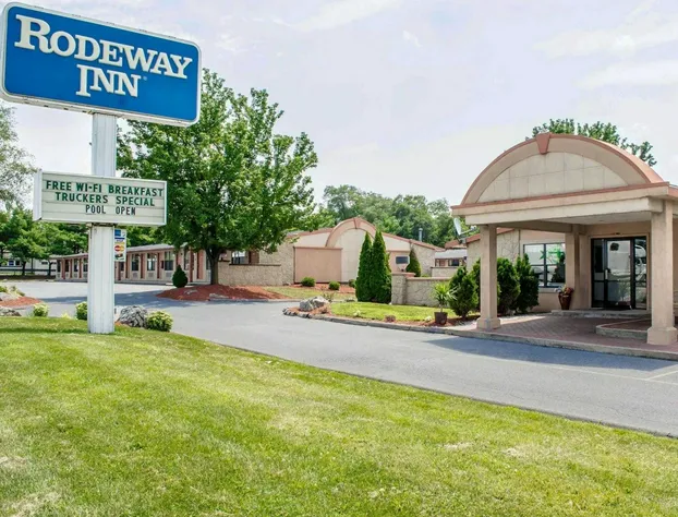 Rodeway Inn Carlisle North hotel detail image 4