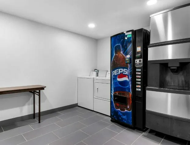 Comfort Inn & Suites hotel detail image 4