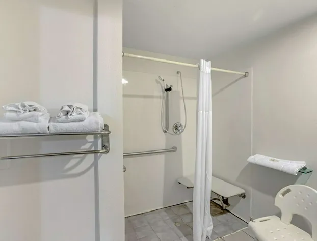 Quality Inn Enola - Harrisburg hotel detail image 2