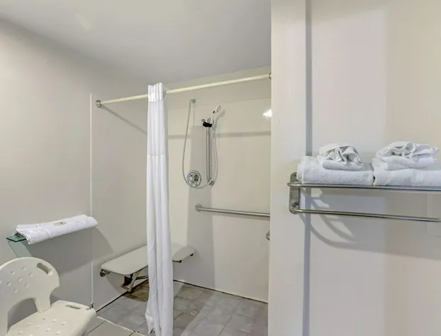 Quality Inn Enola - Harrisburg hotel detail image 4