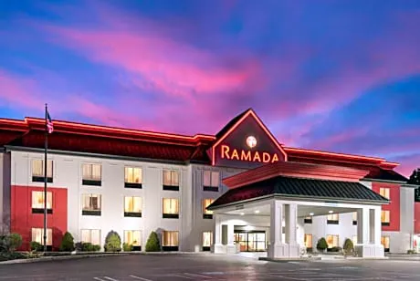 Ramada by Wyndham Harrisburg/Hershey Area hotel hero