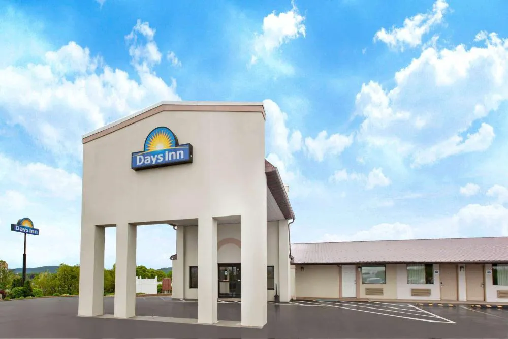 Days Inn by Wyndham Grantville Hershey North hotel hero
