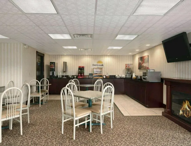 Days Inn by Wyndham Grantville Hershey North hotel detail image 1