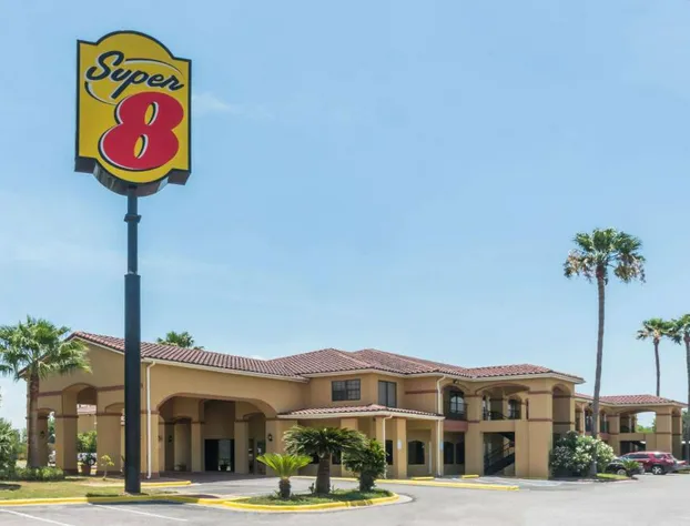 Super 8 by Wyndham Weslaco hotel detail image 1