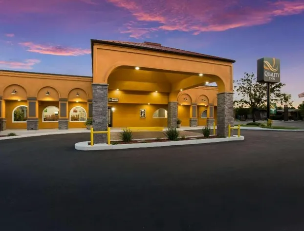 Quality Inn Redding near I-5 hotel detail image 2