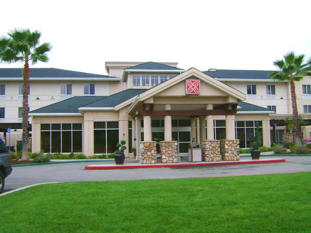 Hilton Garden Inn Redding hotel hero